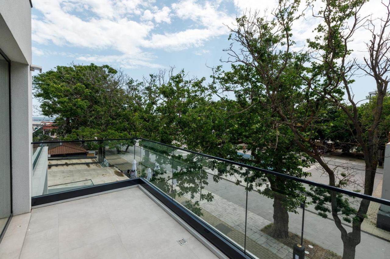 Onal Boutique Hotelier Mamaia Exteriör bild