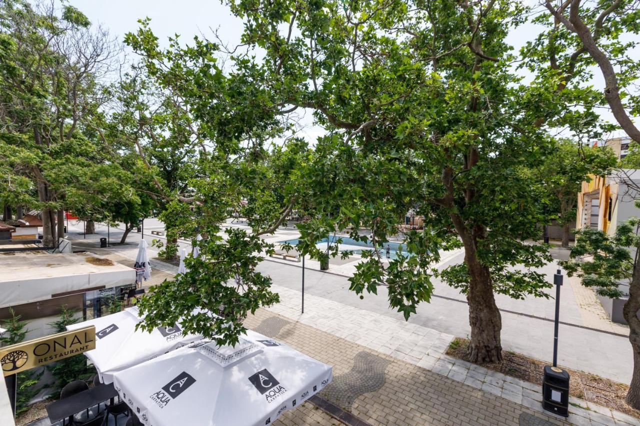 Onal Boutique Hotelier Mamaia Exteriör bild