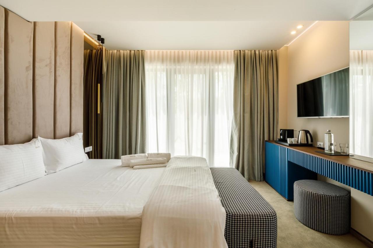 Onal Boutique Hotelier Mamaia Exteriör bild