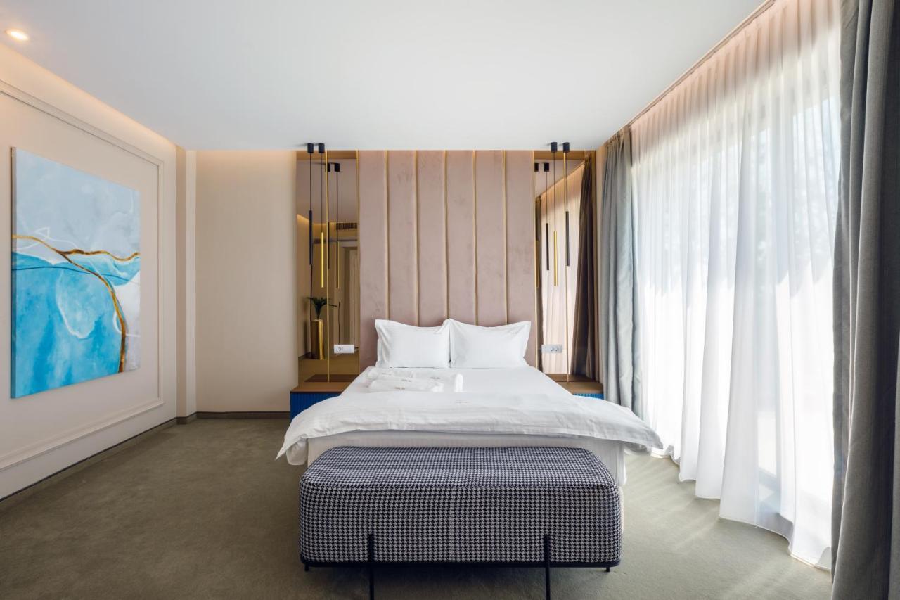 Onal Boutique Hotelier Mamaia Exteriör bild