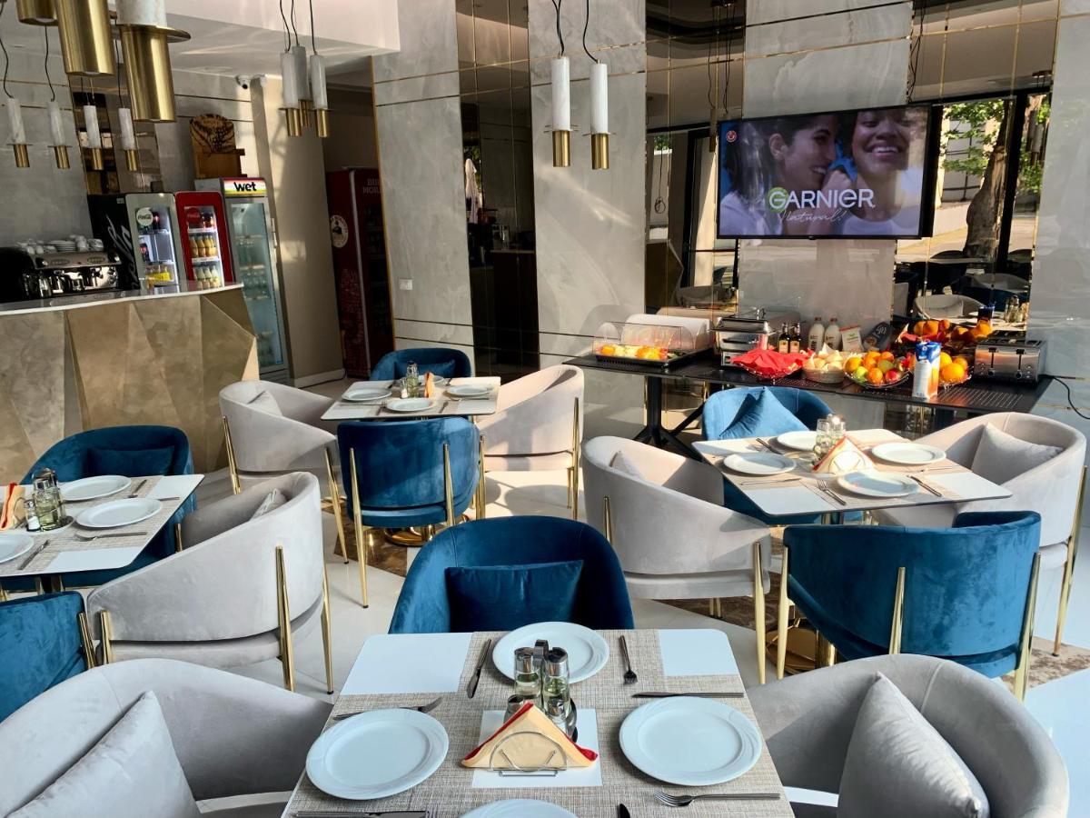 Onal Boutique Hotelier Mamaia Exteriör bild
